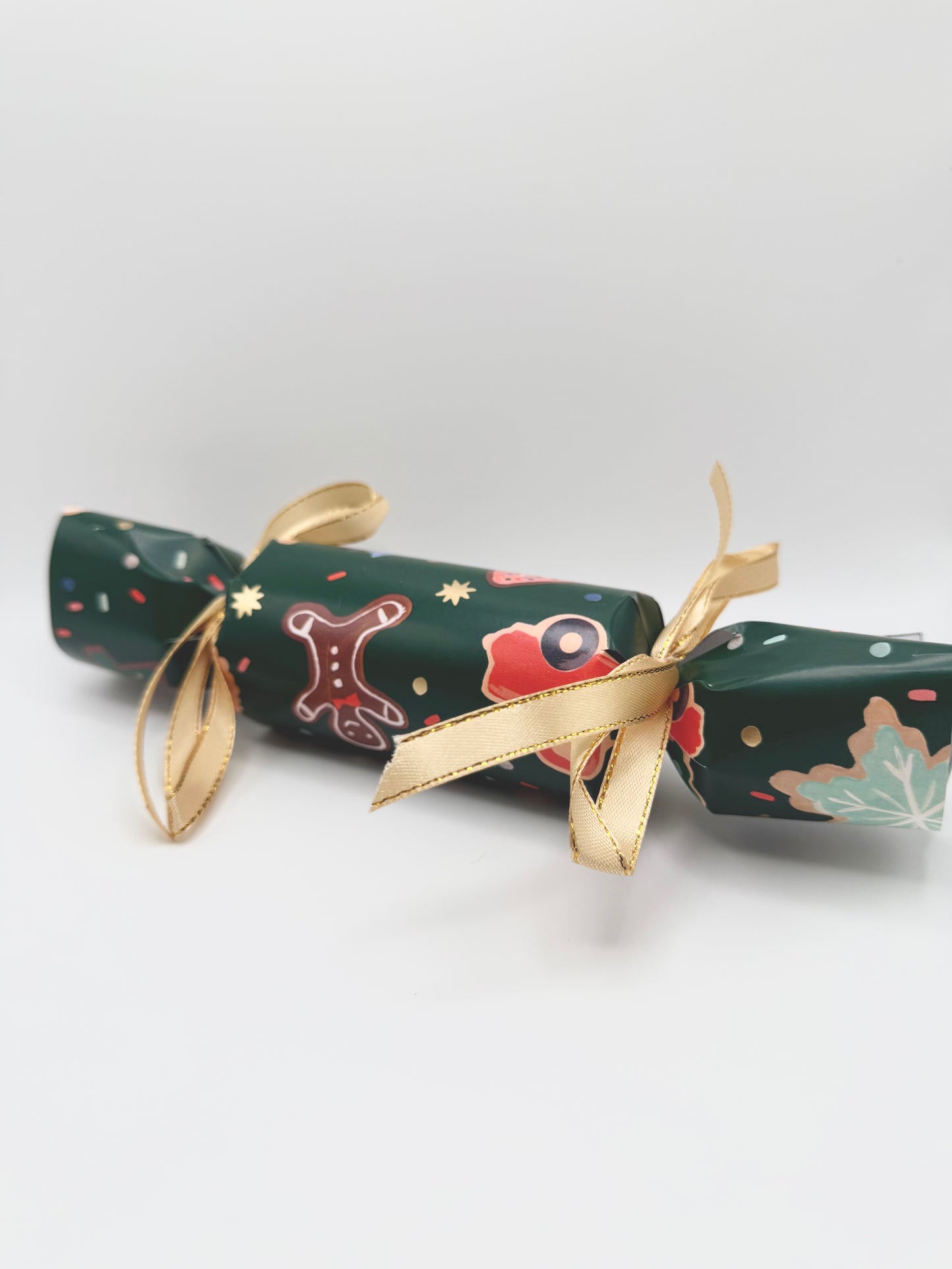 Set of 2 Traditional British Christmas Crackers - Handmade - Christmas Cookies